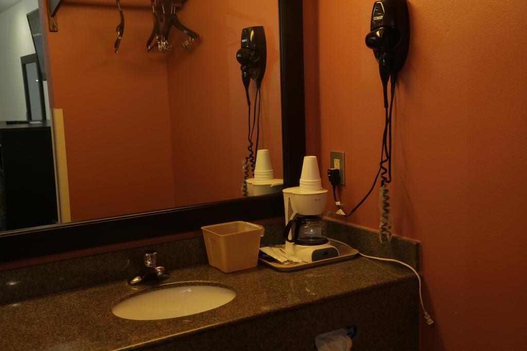 Washington Theroff'S Motel מראה חיצוני תמונה
